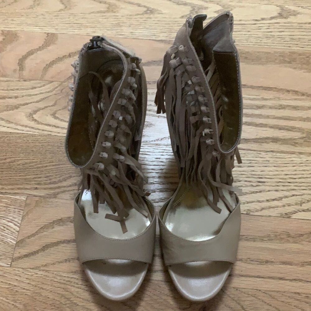 FALCHI BY FALCHI AMANDA FRINGE DETAIL SANDAL‎ 8.5 M